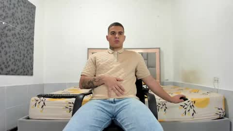 SIMON KELER online show from April 22, 2026, 3:31 am