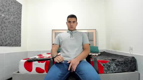 SIMON KELER online show from June 30, 2026, 9:43 am