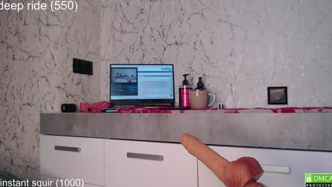 regina online show from October 13, 2025, 7:52 am