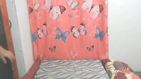 marisweet online show from December 16, 2024, 7:04 am