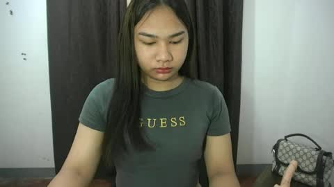 Snapshot of simply_francine chatting on June 20, 2026, 10:07 am simply francine online show from June 20, 2026, 10:07 am