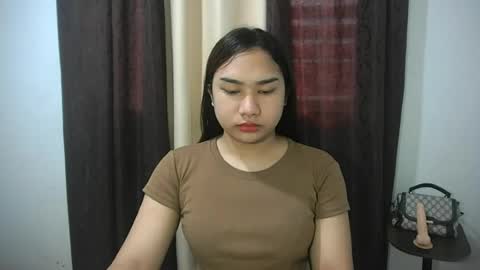 Snapshot of simply_francine chatting on July 19, 2026, 3:21 am simply francine online show from July 19, 2026, 3:21 am