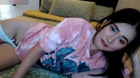 Snapshot of simplykhate chatting on July 17, 2026, 2:18 am Adrianna Fowler online show from July 17, 2026, 2:18 am