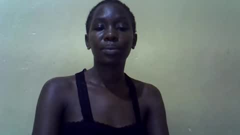 simplyloy33 online show from June 29, 2026, 10:37 am