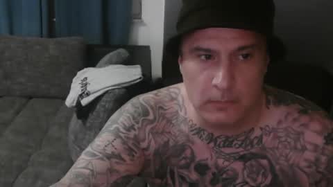 sinalco1975 online show from November 4, 2025, 1:16 am