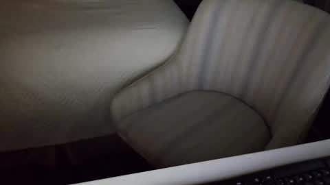 sincletus6969 online show from April 19, 2026, 10:01 pm