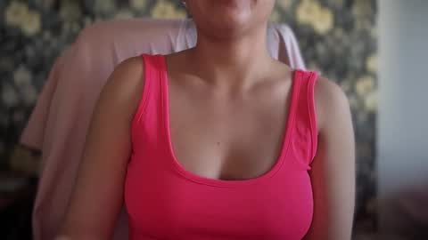 Sindra online show from November 2, 2025, 10:01 pm