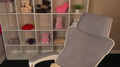 Snapshot of sindy_ortega chatting on May 2, 2026, 12:59 am Hi my name is Cindy Id love to see you on my stream. My schedule for the week 2 GMT 3am-9am MoTuFrSaSu online show from May 2, 2026, 12:59 am