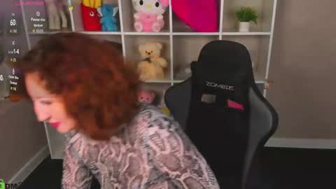 Snapshot of sindy_ortega chatting on June 4, 2026, 12:38 am Hi my name is Cindy Id love to see you on my stream. My schedule for the week 2 GMT 3am-9am MoTuFrSaSu online show from June 4, 2026, 12:38 am