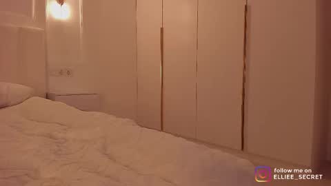 Ellie online show from February 20, 2026, 10:54 pm