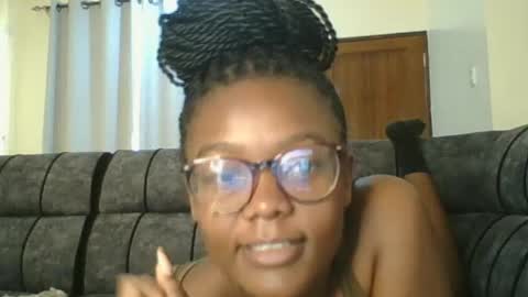 Snapshot of sinful_shadow chatting on July 14, 2026, 6:18 am sinful_shadow online show from July 14, 2026, 6:18 am