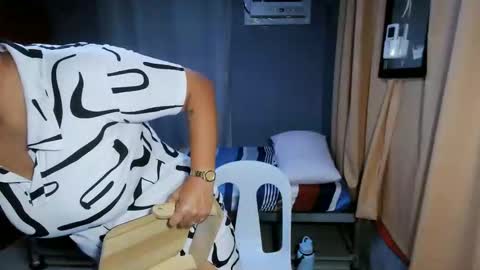 sinfullwife6969 online show from November 27, 2025, 10:28 am