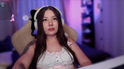 Ari online show from February 28, 2025, 1:26 am
