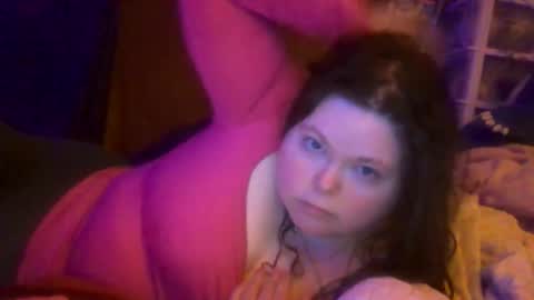 Siofra online show from November 13, 2025, 11:36 pm