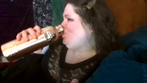 Siofra online show from April 19, 2026, 10:56 pm