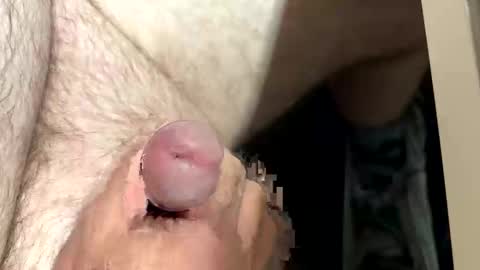 Snapshot of siohn934 chatting on October 22, 2025, 12:38 pm Jon online show from October 22, 2025, 12:38 pm