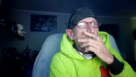 Sir cams online show from November 15, 2025, 4:21 am