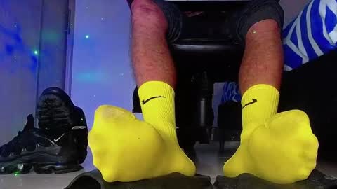 only foot                         worshipers here online show from February 21, 2026, 7:09 am