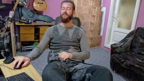 I am The Fourth and only Sir. Pelo online show from October 2, 2025, 5:36 am