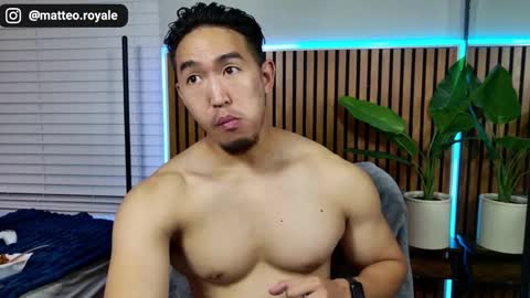 SIR TEO online show from November 4, 2025, 2:54 am