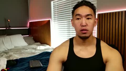 SIR TEO online show from March 25, 2026, 5:52 pm