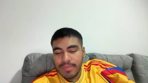 Snapshot of sir_walter chatting on July 4, 2026, 5:02 am Walter online show from July 4, 2026, 5:02 am