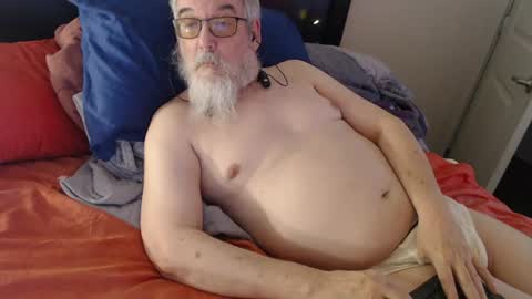 Snapshot of sirbeercan chatting on July 7, 2026, 9:02 am sir beer can the friendly hermit online show from July 7, 2026, 9:02 am