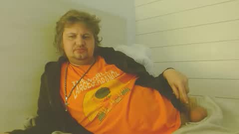 SirChrisx9 online show from December 5, 2025, 10:57 am