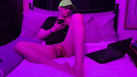 Sir Daddy McQween online show from May 11, 2026, 7:25 am