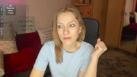 Snapshot of sirenasilk chatting on May 12, 2026, 10:34 am sirenasilk online show from May 12, 2026, 10:34 am