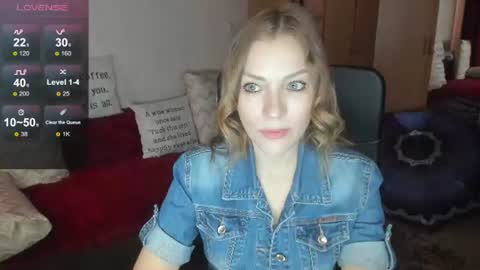 Snapshot of sirenasilk chatting on June 26, 2026, 9:14 am sirenasilk online show from June 26, 2026, 9:14 am