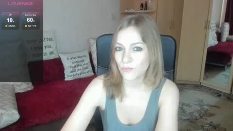 Snapshot of sirenasilk chatting on July 9, 2026, 8:40 am sirenasilk online show from July 9, 2026, 8:40 am