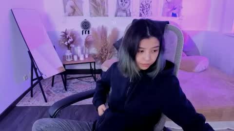 Snapshot of sirenmystique chatting on June 3, 2026, 7:19 pm Si online show from June 3, 2026, 7:19 pm