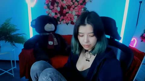 Snapshot of sirenmystique chatting on June 4, 2026, 7:20 pm Si online show from June 4, 2026, 7:20 pm