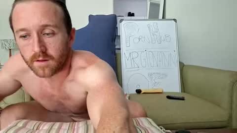 Snapshot of sirgiovanni chatting on November 30, 2025, 9:57 am Giovanni online show from November 30, 2025, 9:57 am