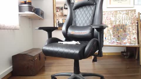 siriss_boyrag online show from March 1, 2025, 4:22 pm