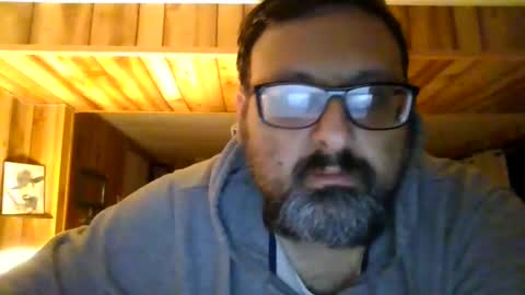Snapshot of sirmike80 chatting on January 20, 2025, 3:04 am SirMike80 online show from January 20, 2025, 3:04 am