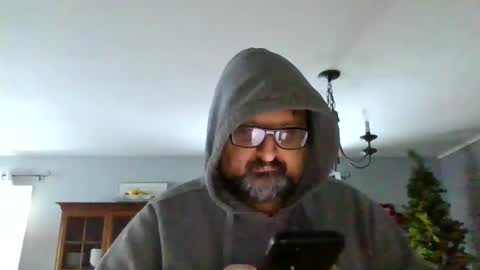 Snapshot of sirmike80 chatting on February 2, 2026, 12:37 pm SirMike80 online show from February 2, 2026, 12:37 pm