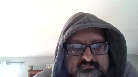 Snapshot of sirmike80 chatting on April 9, 2026, 12:21 pm SirMike80 online show from April 9, 2026, 12:21 pm