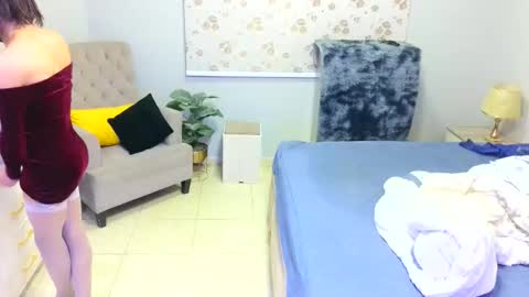 D i f a  Ana Arbeh shemale online show from February 23, 2026, 7:17 am