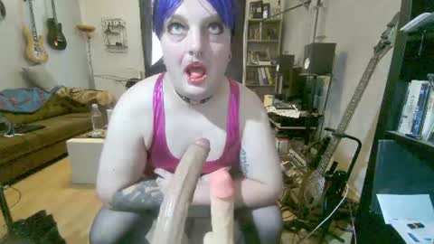 Snapshot of sissylovedoll chatting on July 31, 2026, 2:05 pm Tiffany Candy online show from July 31, 2026, 2:05 pm