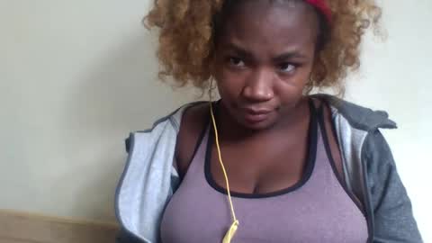 Snapshot of sisyh697532 chatting on June 7, 2026, 7:17 pm sisyh697532 online show from June 7, 2026, 7:17 pm