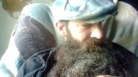 Snapshot of sitonmybeardxxx chatting on May 24, 2026, 7:19 pm sitonmybeardxxx online show from May 24, 2026, 7:19 pm