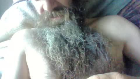 Snapshot of sitonmybeardxxx chatting on May 25, 2026, 12:55 pm sitonmybeardxxx online show from May 25, 2026, 12:55 pm
