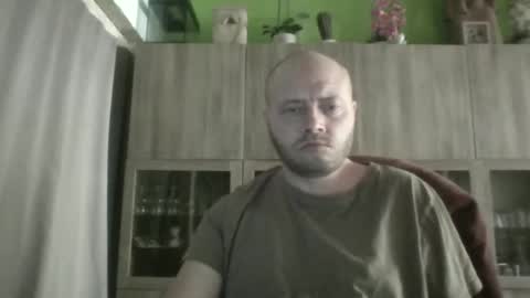 Snapshot of sixten113 chatting on April 15, 2026, 12:12 pm sixten113 online show from April 15, 2026, 12:12 pm