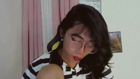 Sizka online show from November 13, 2025, 4:06 pm