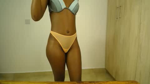 sizzly_ass online show from May 15, 2026, 2:46 pm