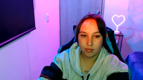 Alice online show from April 28, 2026, 2:49 am