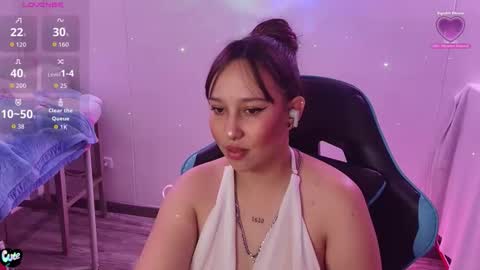 Snapshot of skarlet_adams chatting on June 9, 2026, 1:06 am Alice online show from June 9, 2026, 1:06 am