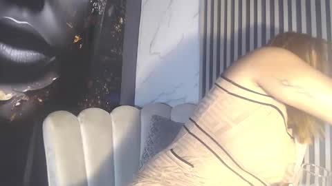 Skarleth villa online show from November 23, 2025, 2:11 am